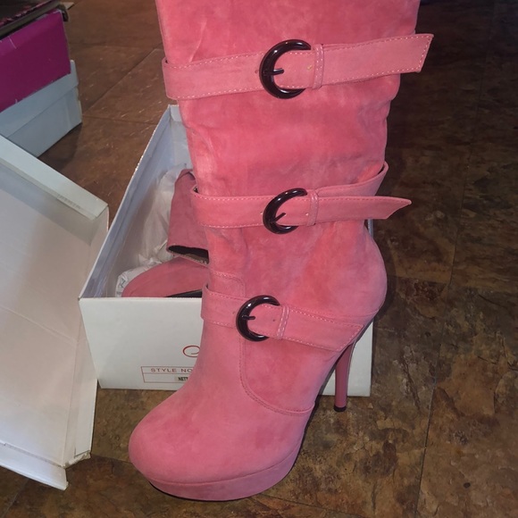 Hells - Picture 4 of 5